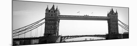 London Bridge-Emily Navas-Mounted Art Print