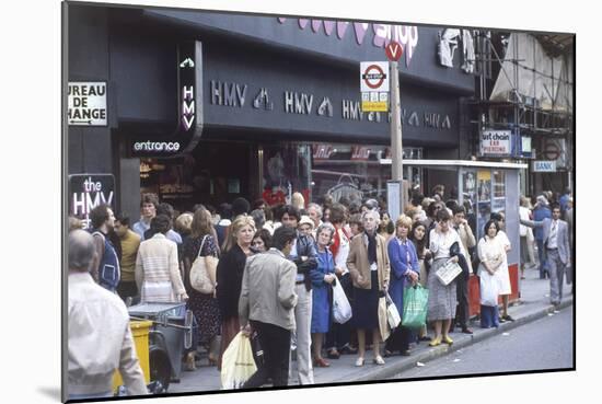 London Bus Queue-null-Mounted Photographic Print