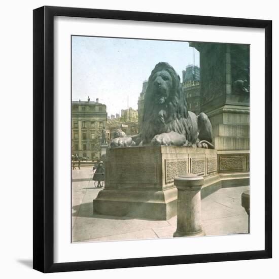 London (England), Trafalgar Square, around 1900-Leon, Levy et Fils-Framed Photographic Print