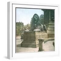 London (England), Trafalgar Square, around 1900-Leon, Levy et Fils-Framed Photographic Print