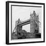 London Scene I-Emily Navas-Framed Photographic Print