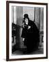 Londres apres minuit LONDON AFTER MIDNIGHT by TodBrowning with Lon Chaney, 1927 (b/w photo)-null-Framed Photo