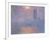 Londres, le Parlement, trouée de soleil dans le brouillard-Claude Monet-Framed Premium Giclee Print