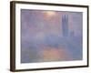 Londres, le Parlement, trouée de soleil dans le brouillard-Claude Monet-Framed Giclee Print