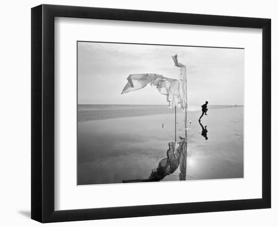 Longing For Wind 8, 2015-Jaschi Klein-Framed Photographic Print