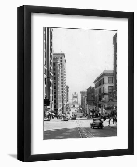 Looking East on 11th in Tacoma, WA Photograph - Tacoma, WA-Lantern Press-Framed Art Print