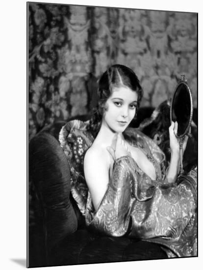 Loretta Young, February 1, 1929-null-Mounted Photo