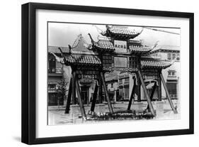 Los Angeles, California - Chinatown; Gate of Maternal Virtue on Broadway-Lantern Press-Framed Art Print