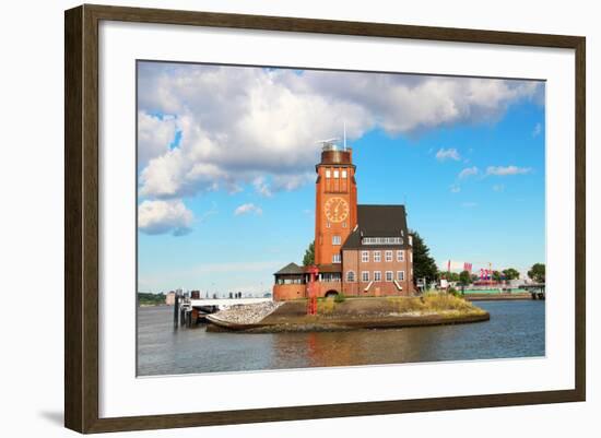 Lotsenhaus Seemannshoft, Hamburg-karnizz-Framed Photographic Print