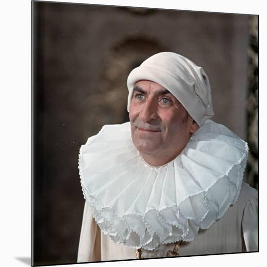 Louis de Funès: La Folie Des Grandeurs, 1971-Marcel Dole-Mounted Photographic Print