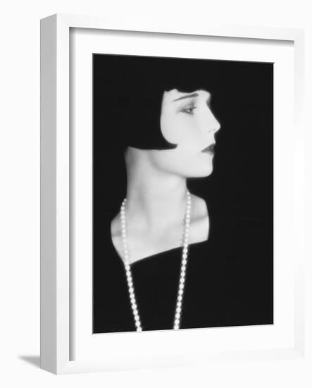 Louise Brooks, 1928-null-Framed Photographic Print