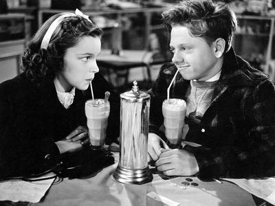 https://imgc.allpostersimages.com/img/posters/love-finds-andy-hardy-judy-garland-mickey-rooney-1938_u-L-PH4NIY0.jpg?artPerspective=n