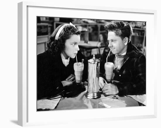 Love Finds Andy Hardy, Judy Garland, Mickey Rooney, 1938-null-Framed Photo