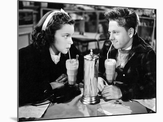 Love Finds Andy Hardy, Judy Garland, Mickey Rooney, 1938-null-Mounted Photo