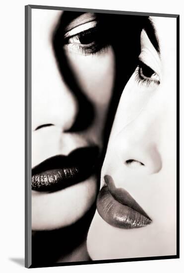 Lovers I-null-Mounted Premium Giclee Print