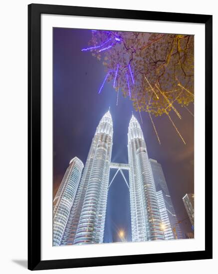 Low Angle View of the Petronas Twin Towers, Kuala Lumpur, Malaysia, Southeast Asia, Asia-Gavin Hellier-Framed Photographic Print