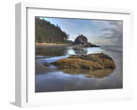 Low Tide, Olympic National Park, Washington, USA-Tom Norring-Framed Photographic Print