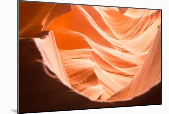 Lower Antelope Canyon in Page, Arizona-Zeng Cheng-Mounted Photographic Print