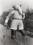 Santa Enters the City, Float, Macy Parade-Lucien Aigner-Photographic Print