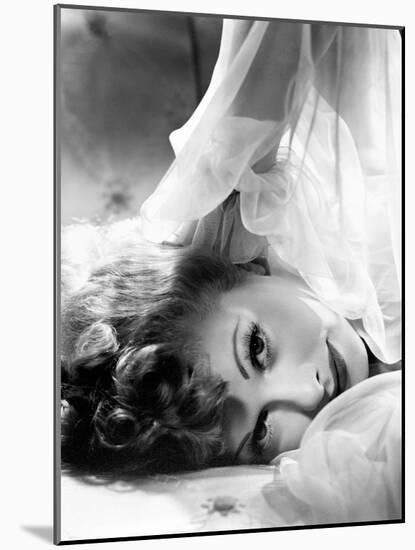 Lucille Ball, 1940-null-Mounted Photographic Print