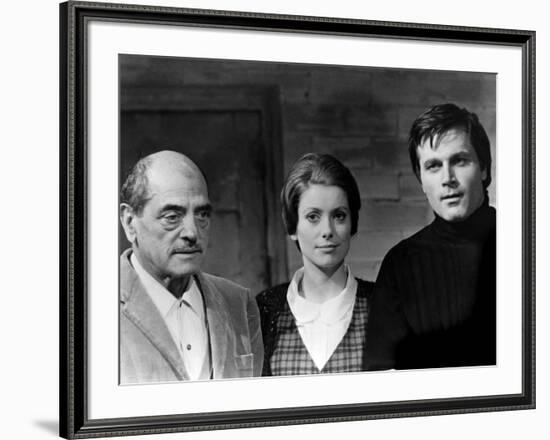 Luis Bunuel, Catherine Deneuve and Franco Nero during filming of 'Tristana', 1970 (b/w photo)-null-Framed Photo