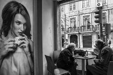 Coffee Conversations-Luis Sarmento-Photographic Print