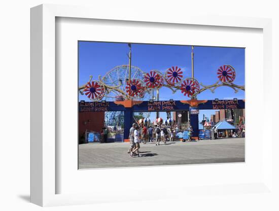 Luna Park, Boardwalk, Coney Island, Brooklyn, New York City, Usa-Wendy Connett-Framed Photographic Print