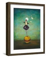 Luna’s Circle-Duy Huynh-Framed Art Print