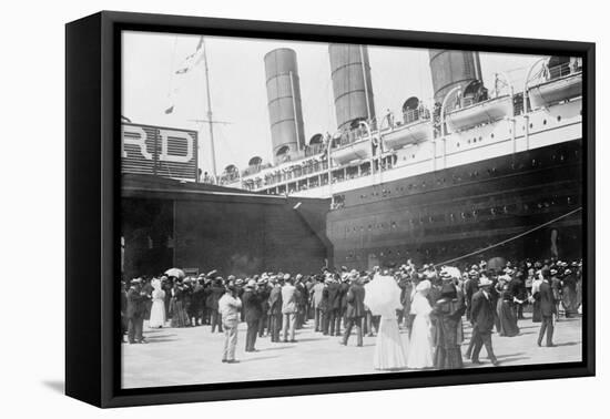 Lusitania at New York Dock-null-Framed Stretched Canvas