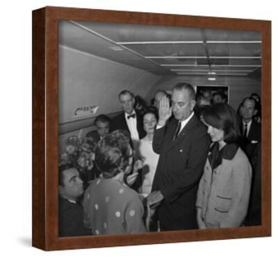 Framed Lyndon Johnson Autograph Promo Print Presidential Oath of Office