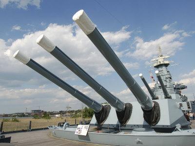 Guns on the USS North Carolina Battleship Memorial, Wilmington, North Carolina