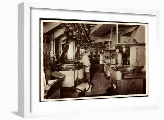 M.S. Monte Rosa, HSDG, Küche, Köche, Dampfer-null-Framed Giclee Print