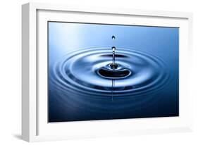 Macro Shot of Water Drop Falling-Jag_cz-Framed Photographic Print