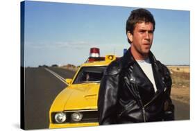 MAD MAX, 1979 directed by GEORGE MILLER Mel Gibson (photo)-null-Stretched Canvas