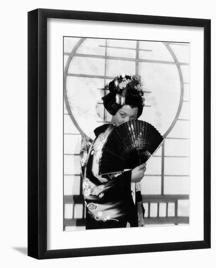Madame Butterfly, Sylvia Sidney, 1932-null-Framed Photo