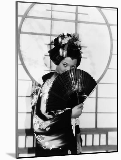 Madame Butterfly, Sylvia Sidney, 1932-null-Mounted Photo