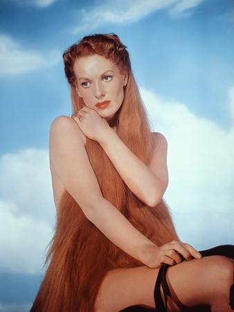https://imgc.allpostersimages.com/img/posters/madame-by-coventry-lady-godiva-of-coventry-by-arthur-lubin-with-maureen-o-hara-lady-godiva-195_u-L-Q1C3VO50.jpg?artPerspective=n