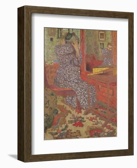 Madame Vuillard Arranging Her Hair, 1900-Edouard Vuillard-Framed Giclee Print