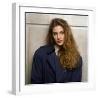 MADCHEN AMICK. "Twin Peaks" [1990], directed by DAVID LYNCH.-null-Framed Photographic Print