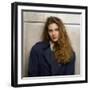 MADCHEN AMICK. "Twin Peaks" [1990], directed by DAVID LYNCH.-null-Framed Photographic Print