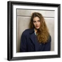 MADCHEN AMICK. "Twin Peaks" [1990], directed by DAVID LYNCH.-null-Framed Photographic Print