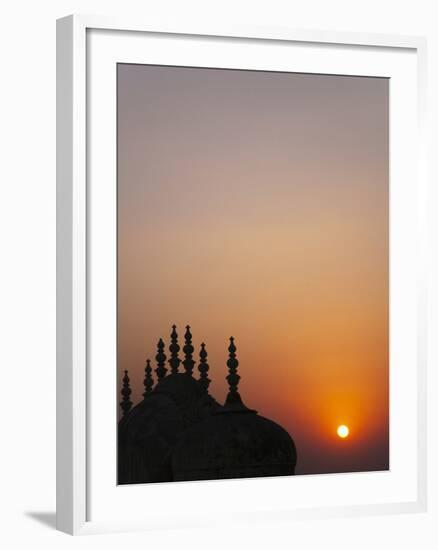 Madhavendra Palace at Sunset, Jaipur, Rajasthan, India-Keren Su-Framed Premium Photographic Print