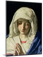 Madonna at Prayer-Giovanni Battista Salvi da Sassoferrato-Mounted Premium Giclee Print