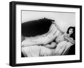 Madonna, Naked, 19 Years Old, Photo Taken in 1977, Published for the 1st Time in 1985-null-Framed Photo