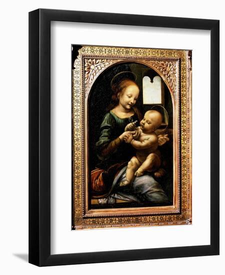 'Madonna with a Flower', (Madonna Benois), 1478-Leonardo Da Vinci-Framed Giclee Print