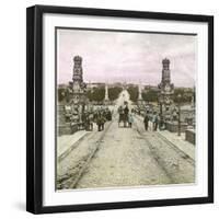 Madrid (Spain), the Bridge and the Tolèdo Gate, in the Background, Circa 1885-1890-Leon, Levy et Fils-Framed Photographic Print