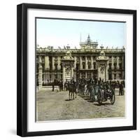 Madrid (Spain), the Entrance to the Chateau-Leon, Levy et Fils-Framed Photographic Print