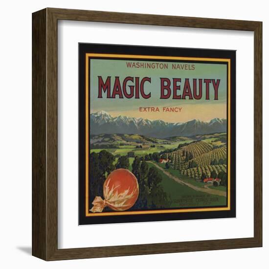 Magic Beauty Brand - Porterville, California - Citrus Crate Label-Lantern Press-Framed Art Print