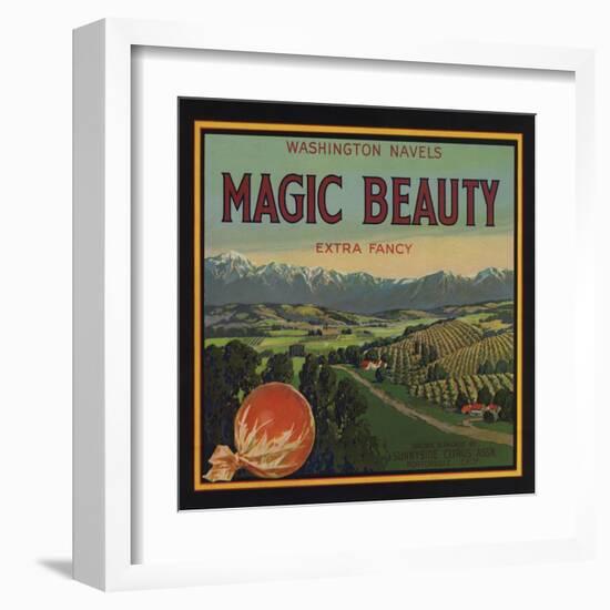 Magic Beauty Brand - Porterville, California - Citrus Crate Label-Lantern Press-Framed Art Print