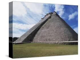 Magicians Pyramid at the Mayan Site of Uxmal, UNESCO World Heritage Site, Uxmal, Yucatan, Mexico-Robert Harding-Stretched Canvas